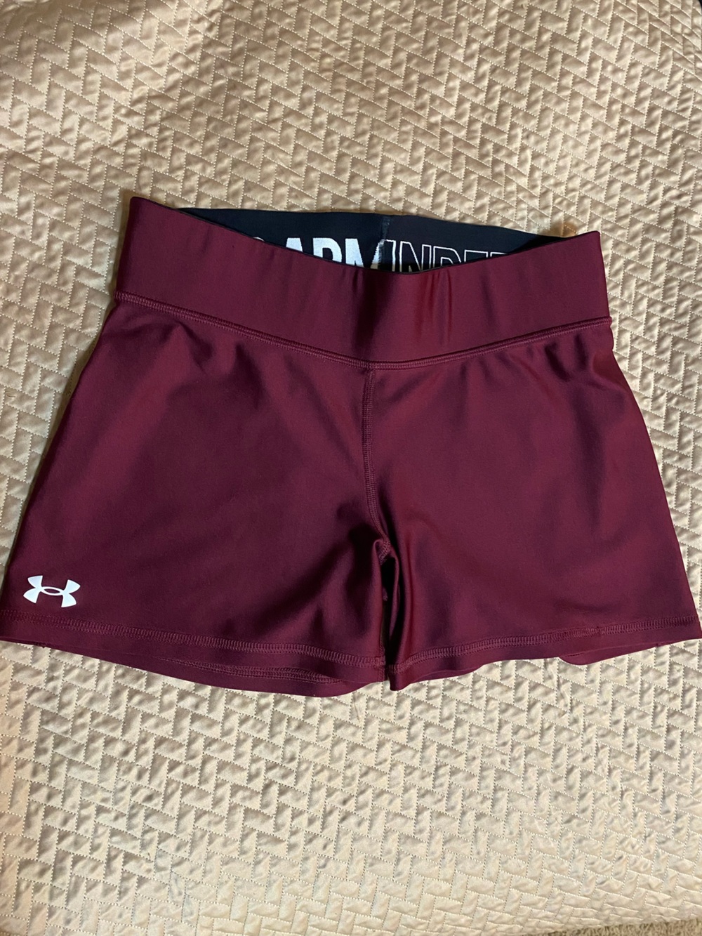 EUC Under Armour Compression Bike Shorts Wine Red Thick Elastic L
